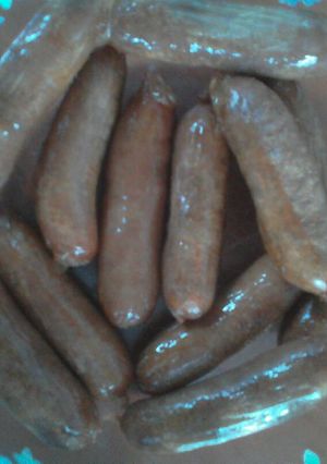 A picture of Fried sausages.