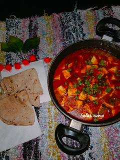 राजस्थानी कढ़ाई पनीर (Rajasthani kadai paneer recipe in Hindi) रेसिपी मुख्य फोटो