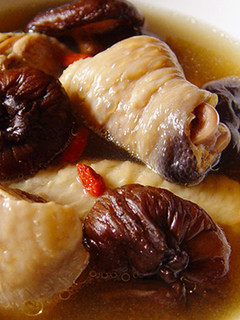 【厚生廚房】香菇雞湯 的食譜成品照片