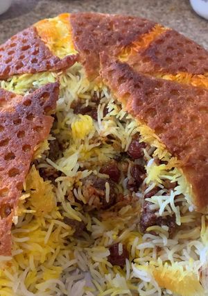 عکسی از دستور قنبر پلو شیرازی با گوشت قلقلی