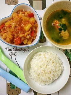 Hình của món Tôm chua ngọt.