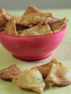 পাতি নিমকি/ নিমকি(Nimki recipe in Bengali) রেসিপির প্রধান ছবি