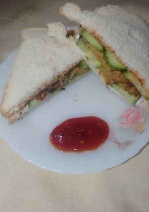 A picture of Potato Sandwich.