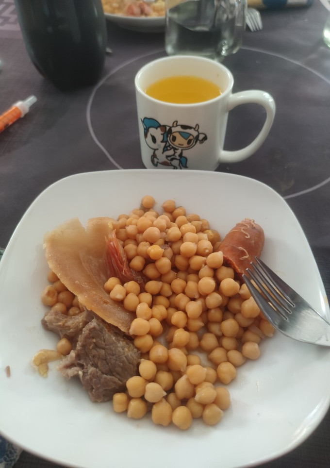Una foto de Cocido madrileño sin olla exprés
