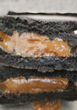 Una foto de Alfajor oreo con harina de amaranto