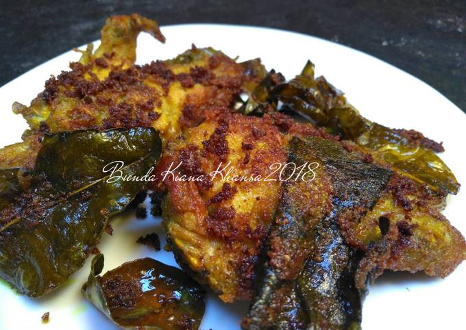 Ayam Goreng Daun Jeruk