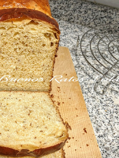 Una foto de Brioche de anises, naranja y aceite de oliva en Panificadora