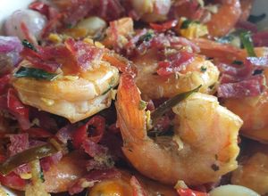 Foto resep Spicy Butter Prawn Smoked Beef