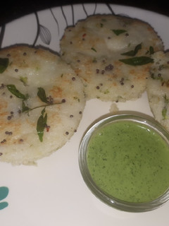 सूजी सट्फ ढोकला (Suji stuff dhokla recipe in Hindi) रेसिपी मुख्य फोटो
