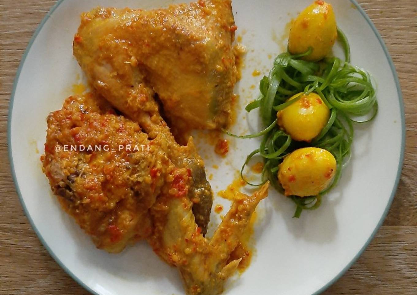 Ayam Lodho khas Jawa Timur