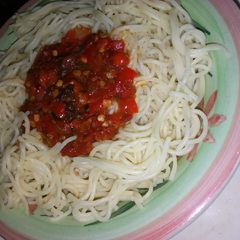 A picture of Sphag with sauce.
