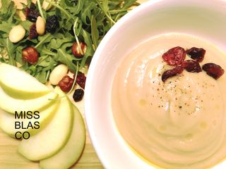 Crema de castañas con arándanos secos