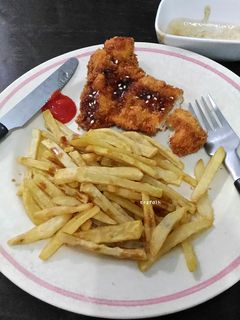 Foto resep Chicken Katsu Saus Teriyaki dan Kentang Goreng