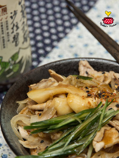 人妻的廚房--憶霖(本廚房山葵和風沙拉醬)--日式燒肉飯 的食譜成品照片