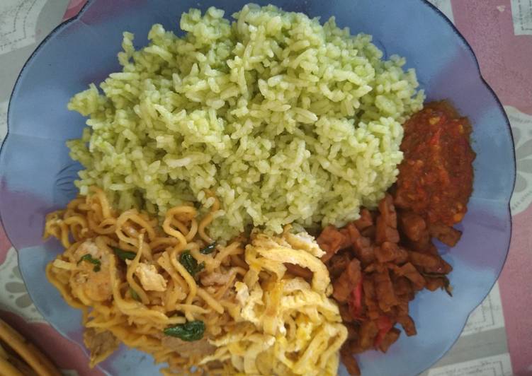 Resep Nasi Uduk Hijau Ricecooker yang Lezat