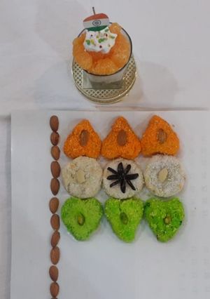 A picture of Tricolour bread Cham Cham.