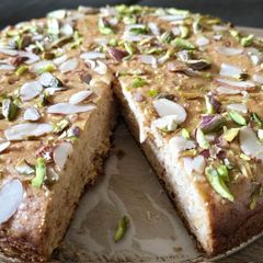 A picture of Khoya cake.