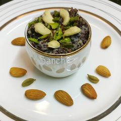 A picture of Nutty Quinoa Vanilla Pudding.