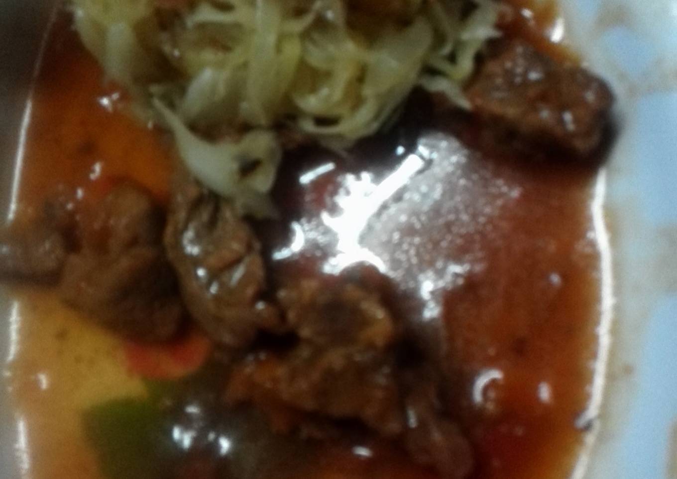 Stewed beef and saute cabbage