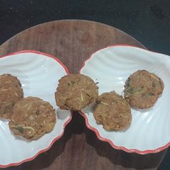 Sweet potato - Rajgira flour Vada A picture of Sweet potato - Rajgira flour Vada.