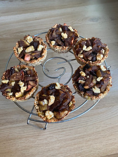 Una foto de Mini pie de manzana
