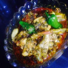A picture of Chicken karahi.