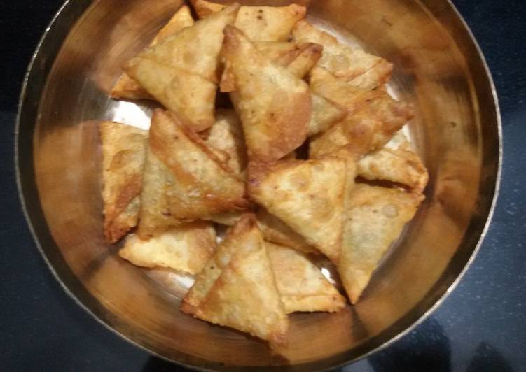 Mint flavour chana dal mini patti samosa