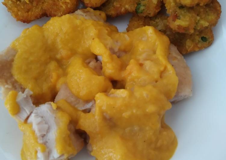 Solomillo de pavo en salsa de manzana y zanahoria