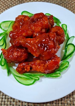 Hình của món Cánh Tỏi Gà Sốt Cay.