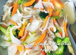 Gambar Sup Sayur Ala Thai by Rina