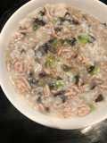 Cháo thịt băm tía tô