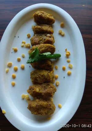 गव्हाच्या कोंड्याचे मुटके (ghavachya kondyache mutuke recipe in marathi) रेसिपी चे मुख्य फोटो 