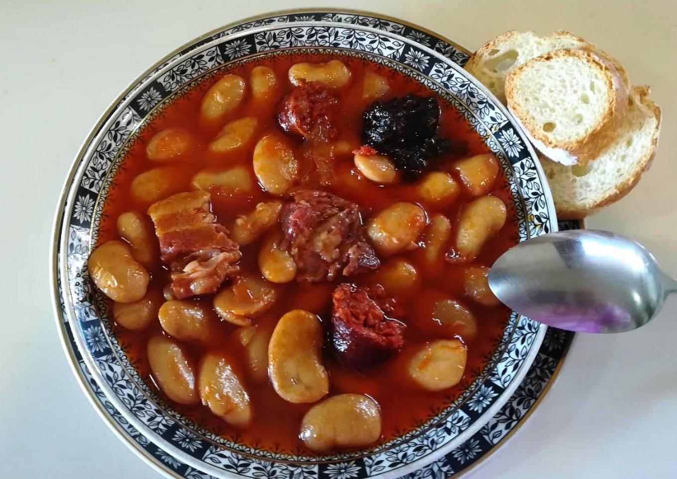 Fabada con judiones de la Granja