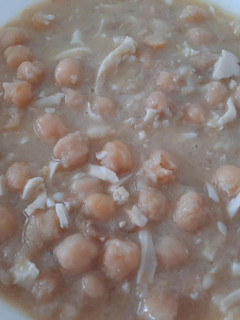 Una foto de Garbanzos en salsa