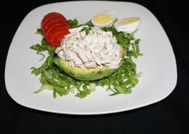 Palta reina rellena con pollo