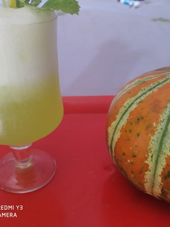खरबूजे का मॉकटेल (Kharbooje ka mocktail recipe in hindi) रेसिपी मुख्य फोटो