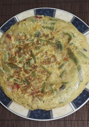 Una foto de Tortilla de verduras