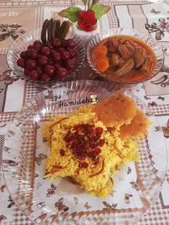 عکسی از دستور رشته پلو زعفرانی با خورش بامیه😋