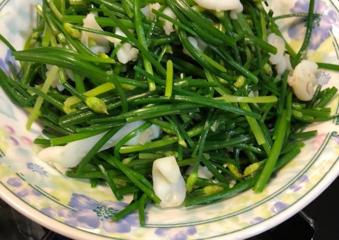 初生韭菜花炒花枝食譜by Nancy Chou Cookpad