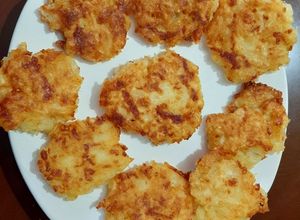 Una foto de Croquetas de papa y queso