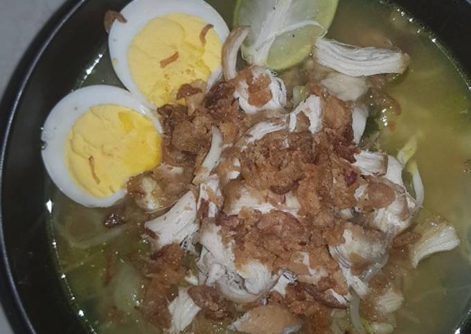 Bagaimana Menyiapkan Soto ayam jawa yang Lezat