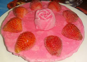 How to Make Appetizing Strawberry ice cream cake