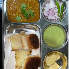 A picture of Pav Bhaji.