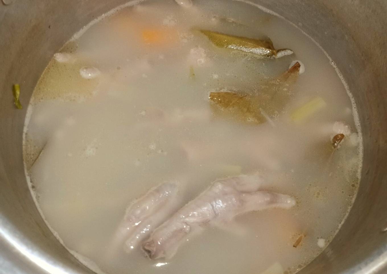 Kaldu Ceker Ayam (Untuk MPASI)