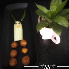 A picture of Urad Dal Pakora #FM #W3.