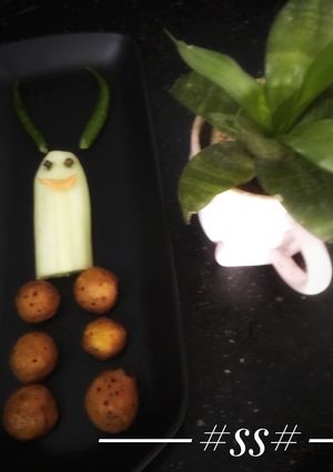 A picture of Urad Dal Pakora #FM #W3.