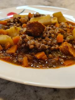 Una foto de Lentejas con chorizo y patatas