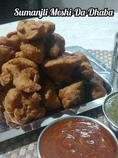 गोभी के पकौड़े (Gobhi ke pakode recipe in Hindi) रेसिपी मुख्य फोटो