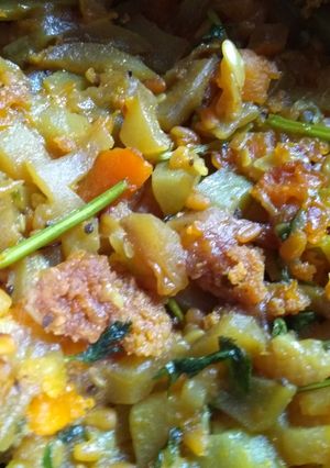 ভাজা মুগের লাউ ঘন্ট (bhaja mooger lau ghonto recipe in Bbengali) রেসিপির প্রধান ছবি
