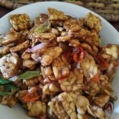 A picture of Oseng tempe bumbu ketumbar.